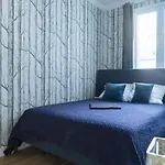 Hostnfly Apartments - Splendid Bright Apt, Spacious In Ternes